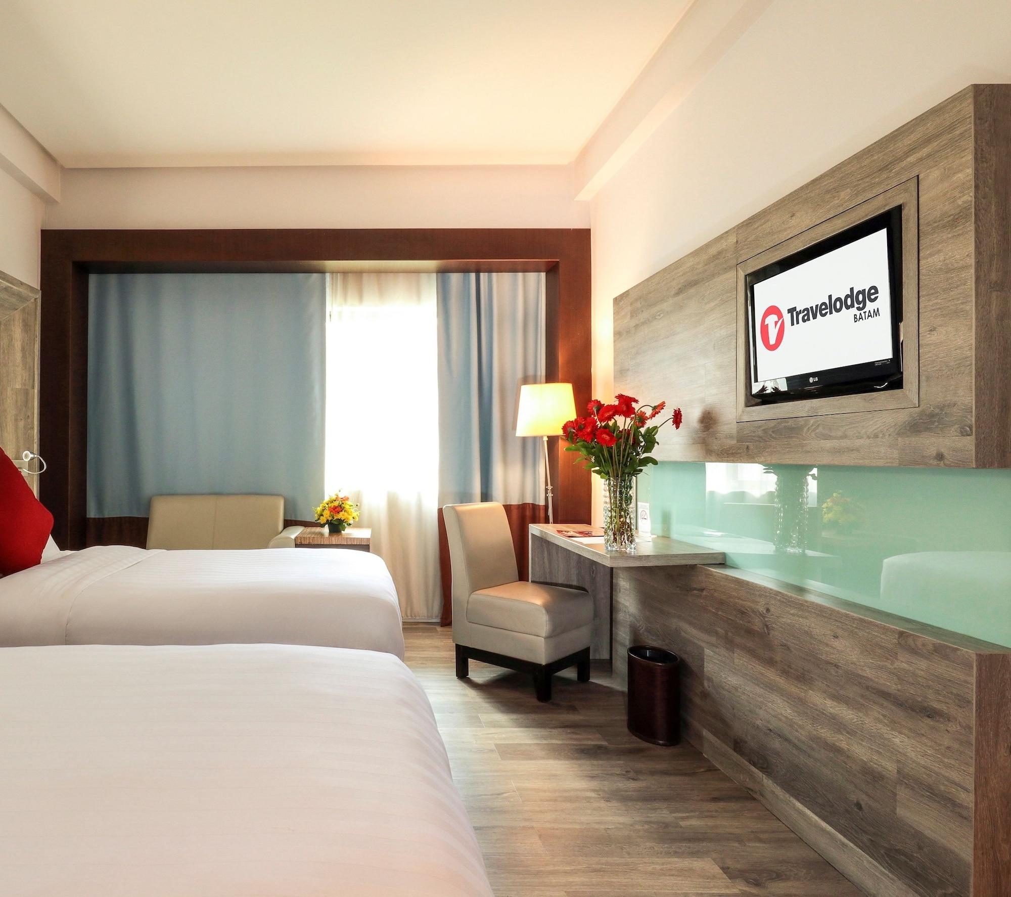 Travelodge Batam Nagoya Eksteriør billede