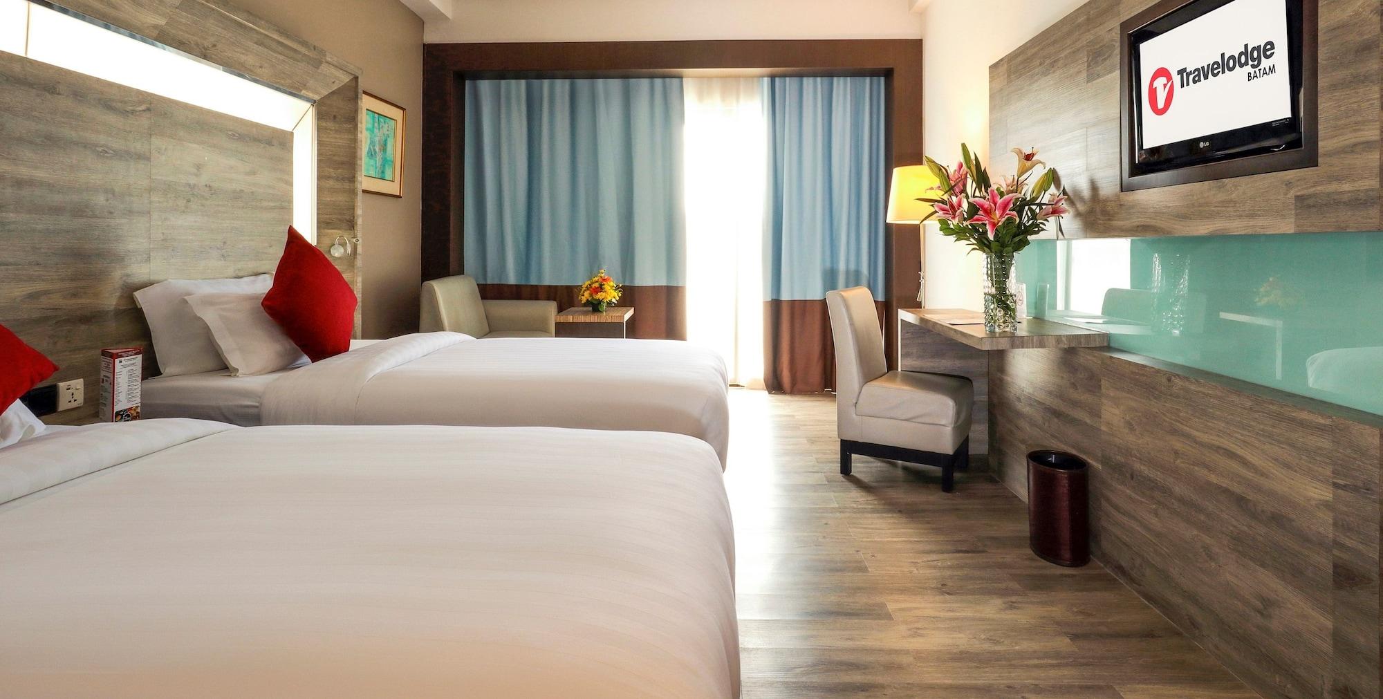 Travelodge Batam Nagoya Eksteriør billede