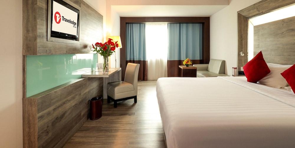 Travelodge Batam Nagoya Eksteriør billede