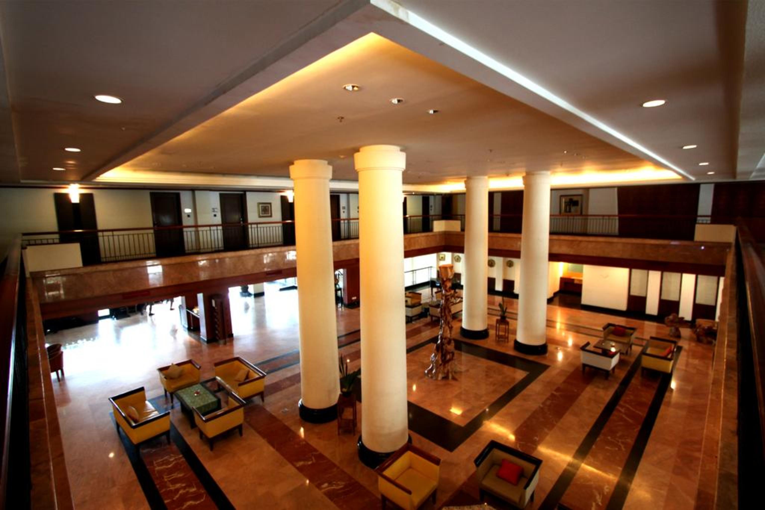 Travelodge Batam Nagoya Eksteriør billede
