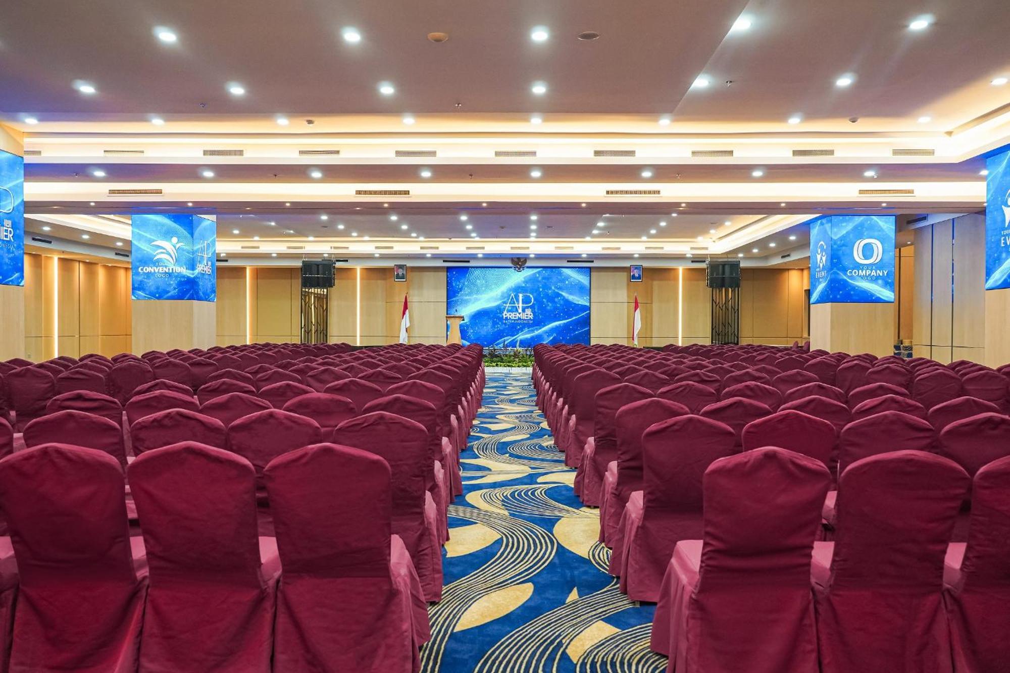 Travelodge Batam Nagoya Eksteriør billede