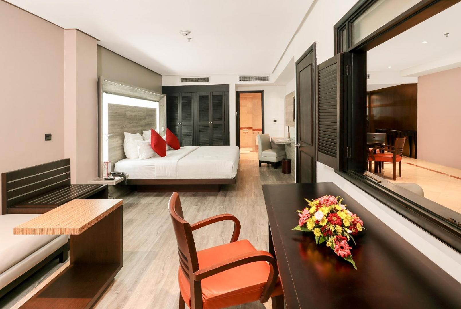 Travelodge Batam Nagoya Eksteriør billede