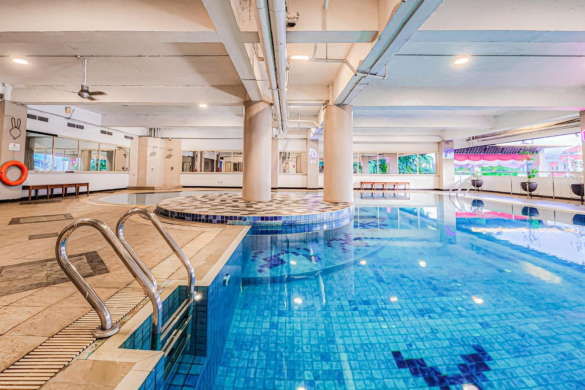 Travelodge Batam Nagoya Eksteriør billede